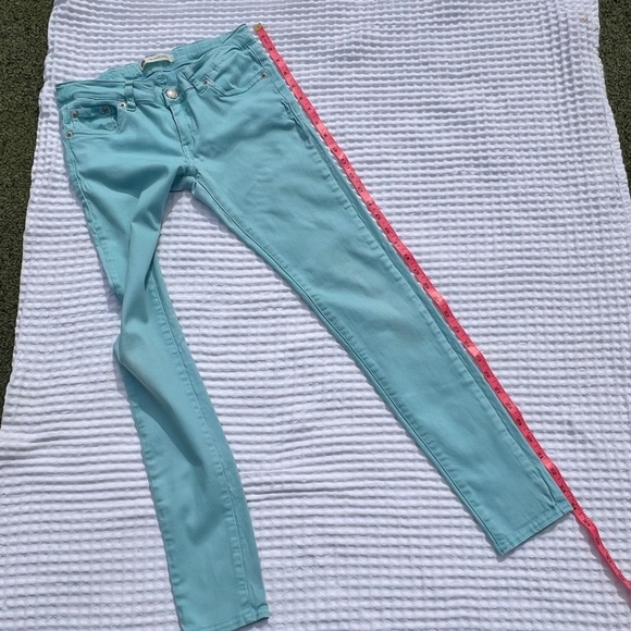 Levi's Girls' 710 Super Skinny Soft Brushed Jeans - Picture 13 of 15